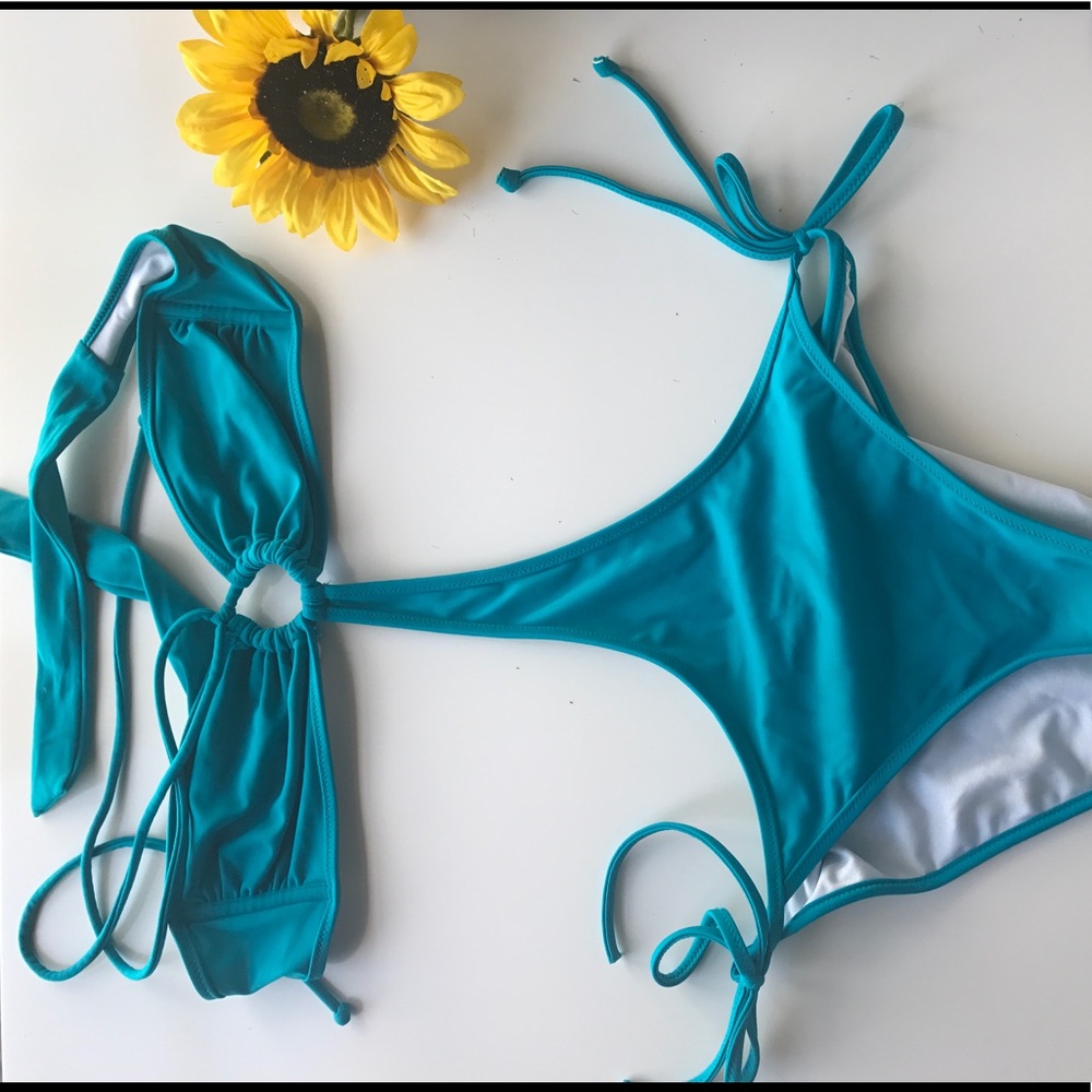 Gorgeous one-piece bathing suit 👙